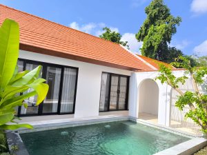Villa disewakan tahunan di Seseg Munggu dekat Canggu, menawarkan 2 kamar tidur dan kolam renang prib.