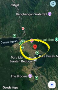 Rumah 3 lantai mewah dengan pemandangan gunung dan danau di Bedugul.